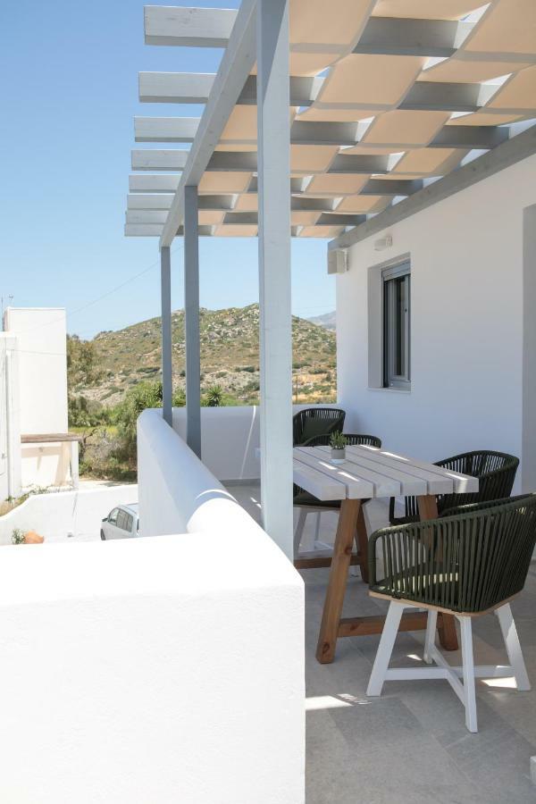 Naxos Infinity Villa&Suites Galanado Exterior foto